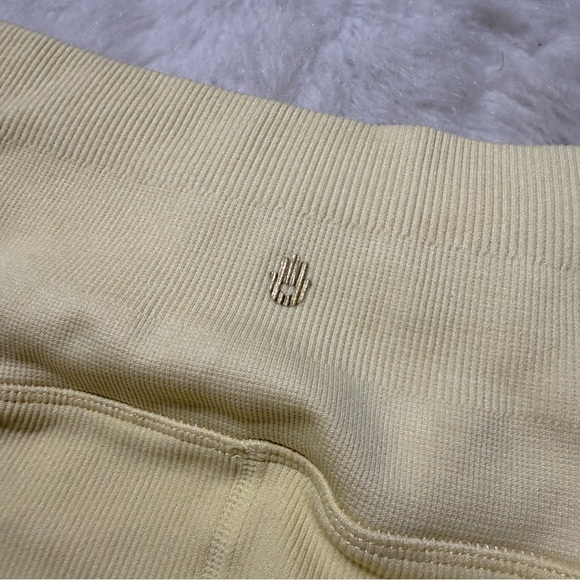 Spiritual Ganster Sunlight Love Sculpt Legging - Picture 9 of 10